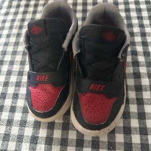 Toddler Nike Air Jordan Legacy 312 Low Bred Black Red